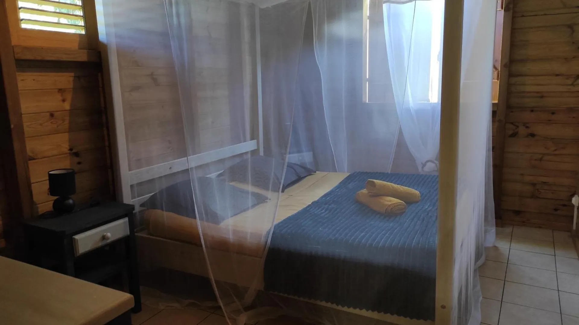 Le Tri Haut De Bellevue - Bungalow Manguier Pointe-Noire Chalet